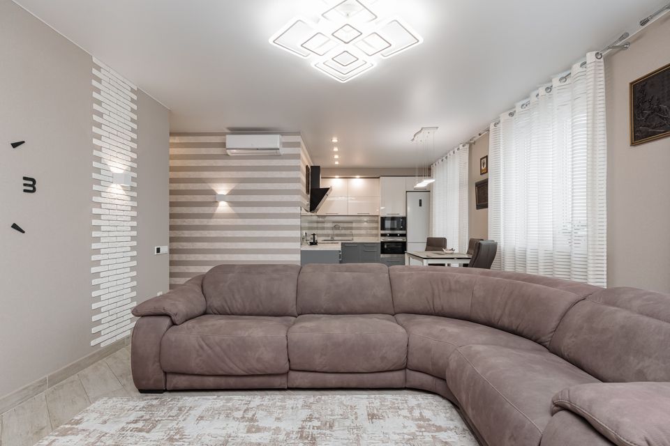 Продаётся 2-комнатная квартира, 68.2 м²