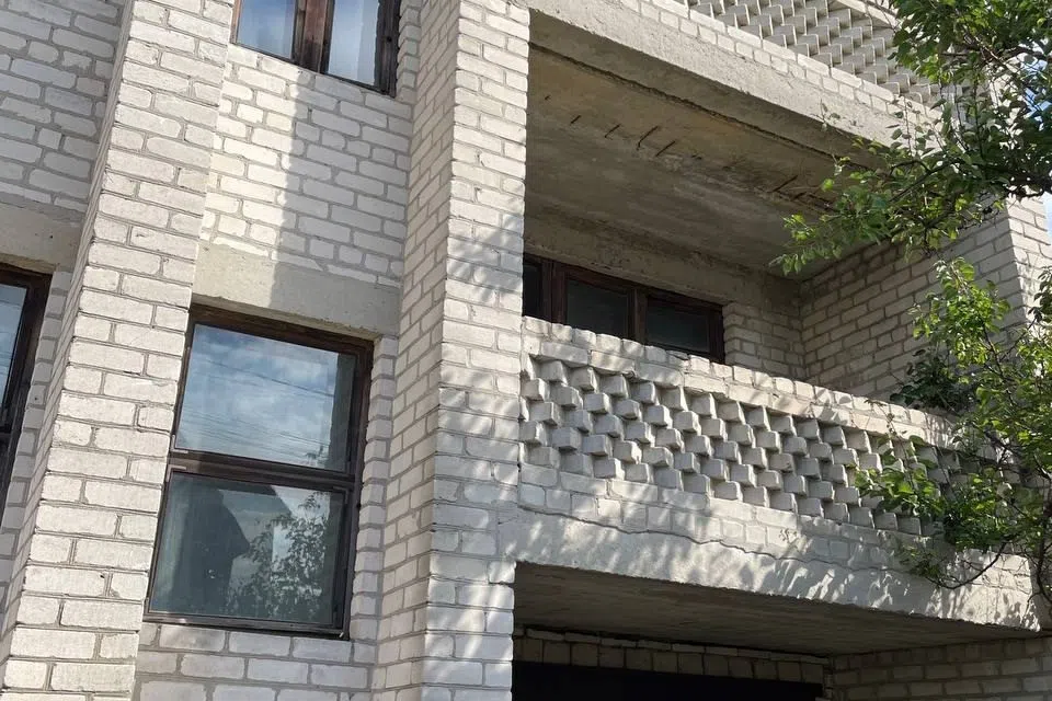 Продаётся 3-этажный дом, 250 м²