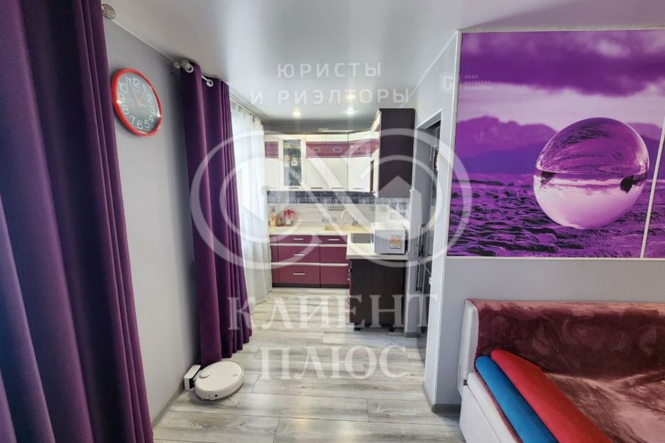 Продаётся 3-комнатная квартира, 57.3 м²