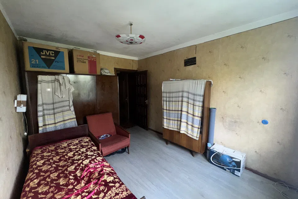 Продаётся 3-комнатная квартира, 57.4 м²