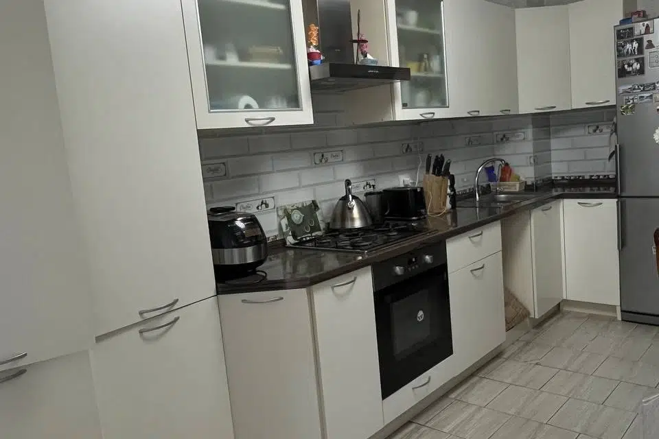 Продаётся 1-комнатная квартира, 49.1 м²
