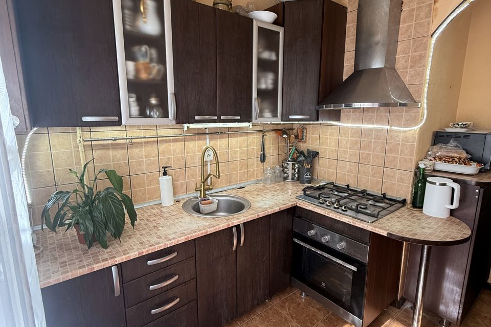 Продаётся 4-комнатная квартира, 89.3 м²