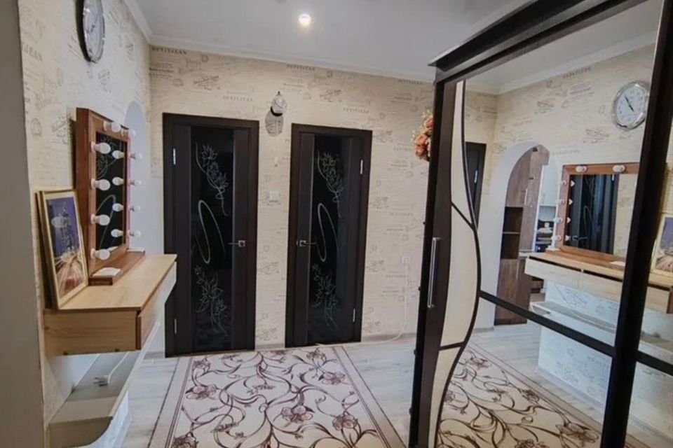 Сдаётся 2-комнатная квартира, 60 м²