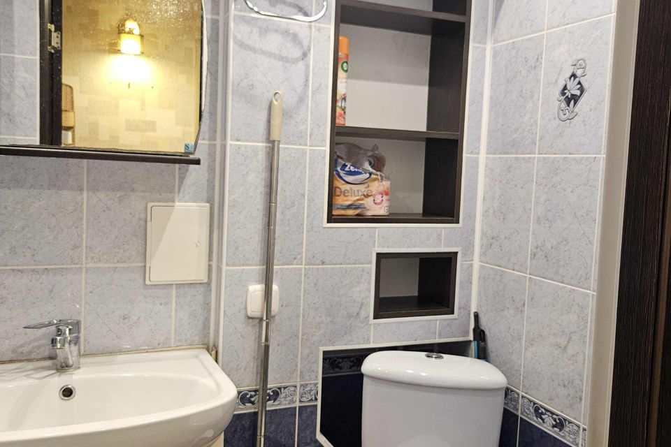 Продаётся 3-комнатная квартира, 57.6 м²