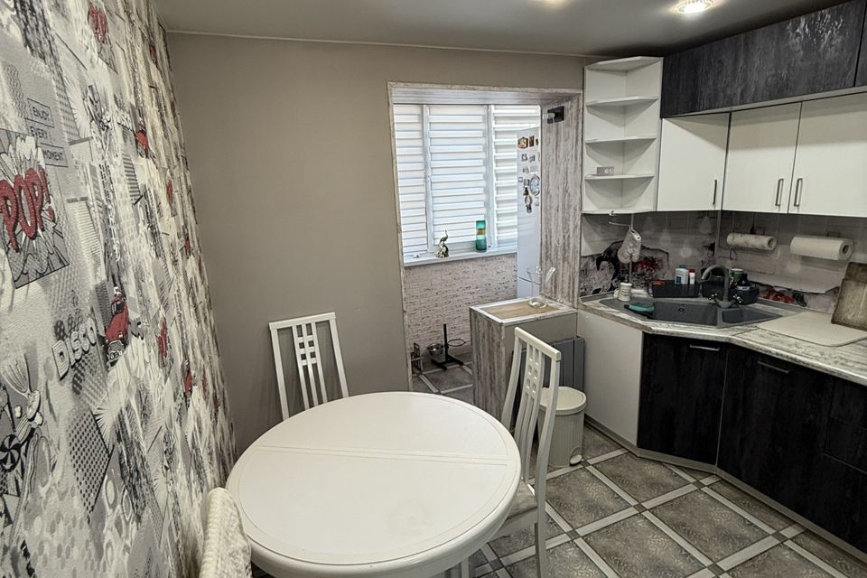 Продаётся 3-комнатная квартира, 63 м²