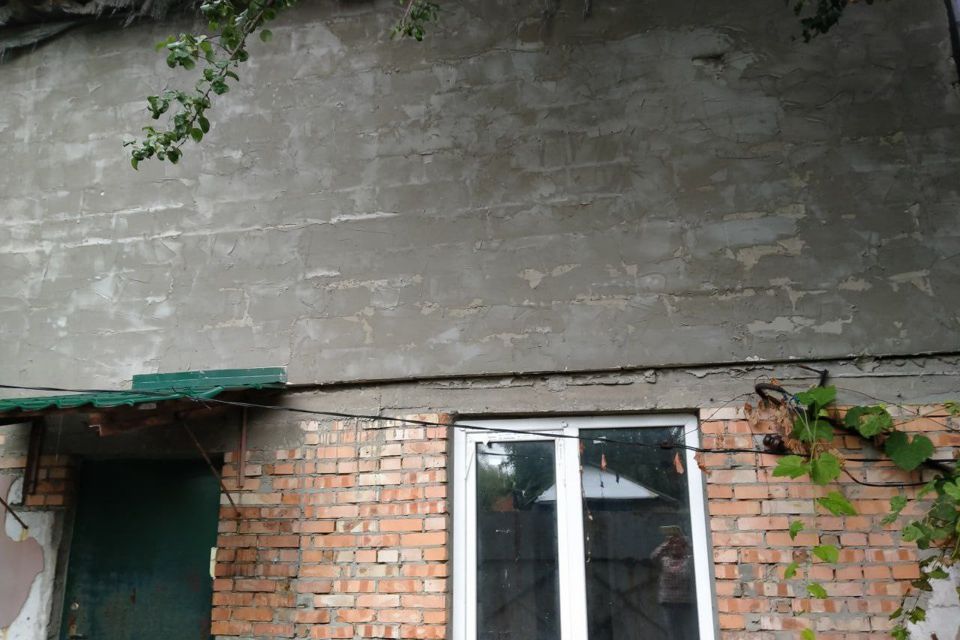Продаётся 2-этажный дом, 200 м²