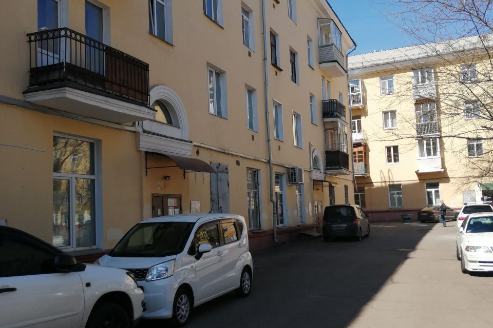 Продаётся 3-комнатная квартира, 99.7 м²