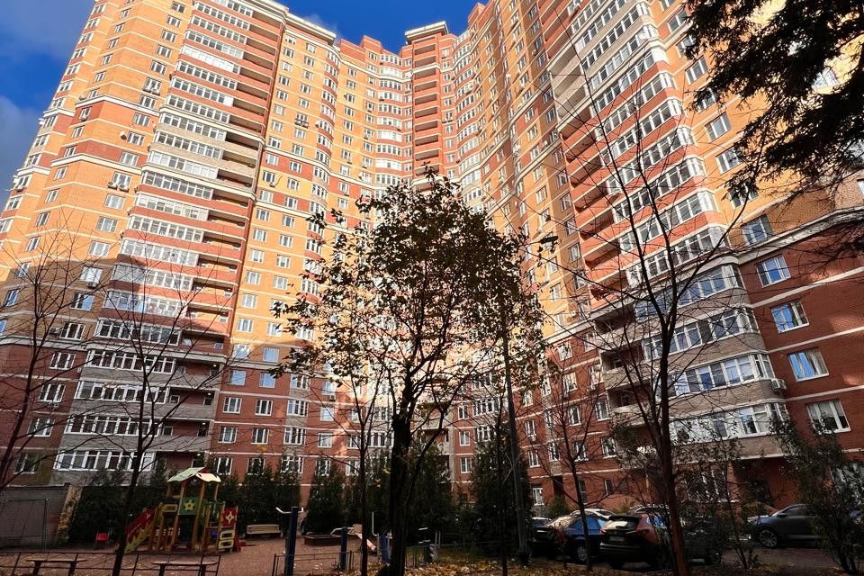 Продаётся 2-комнатная квартира, 57.1 м²