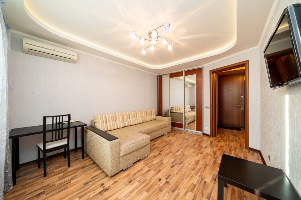 Сдаётся 1-комнатная квартира, 50 м²