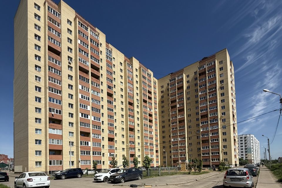 Продаётся 3-комнатная квартира, 81 м²