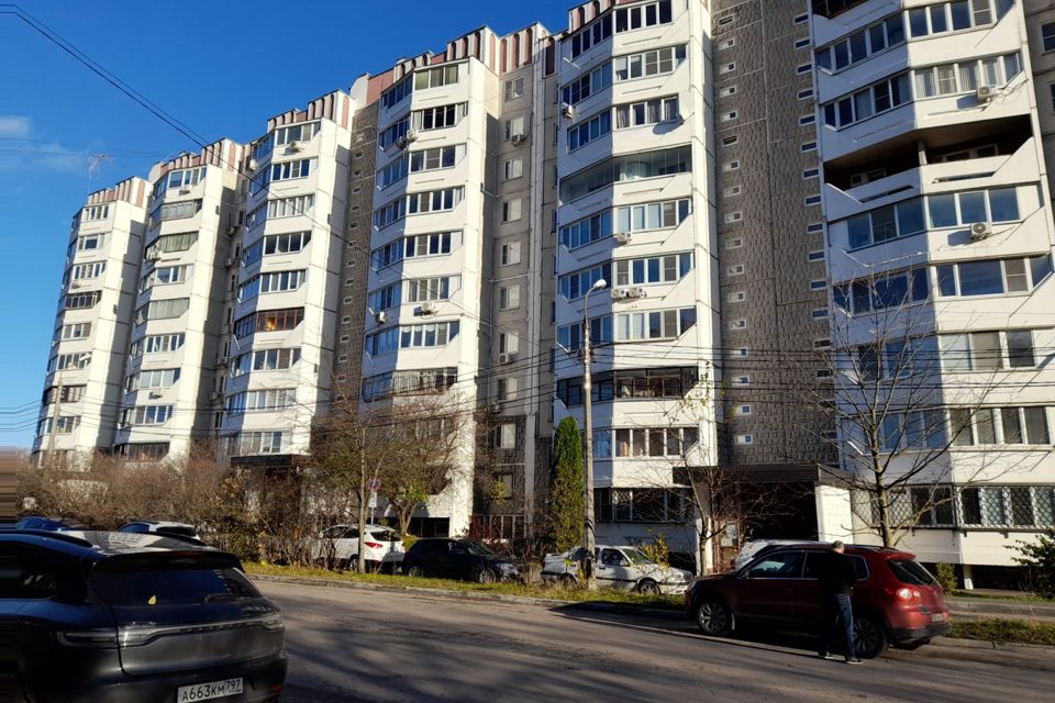 Продаётся 2-комнатная квартира, 67.4 м²