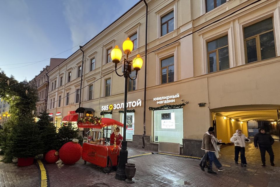 Продаётся 5-комнатная квартира, 206.1 м²
