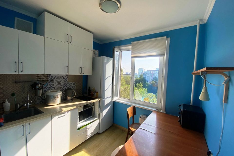 Сдаётся 3-комнатная квартира, 49.5 м²