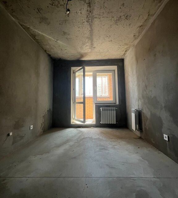 Продаётся 1-комнатная квартира, 42 м²
