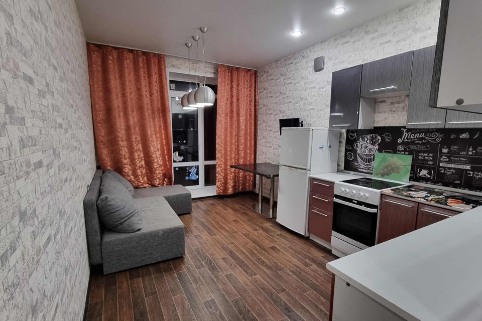 Сдаётся 1-комнатная квартира, 46 м²