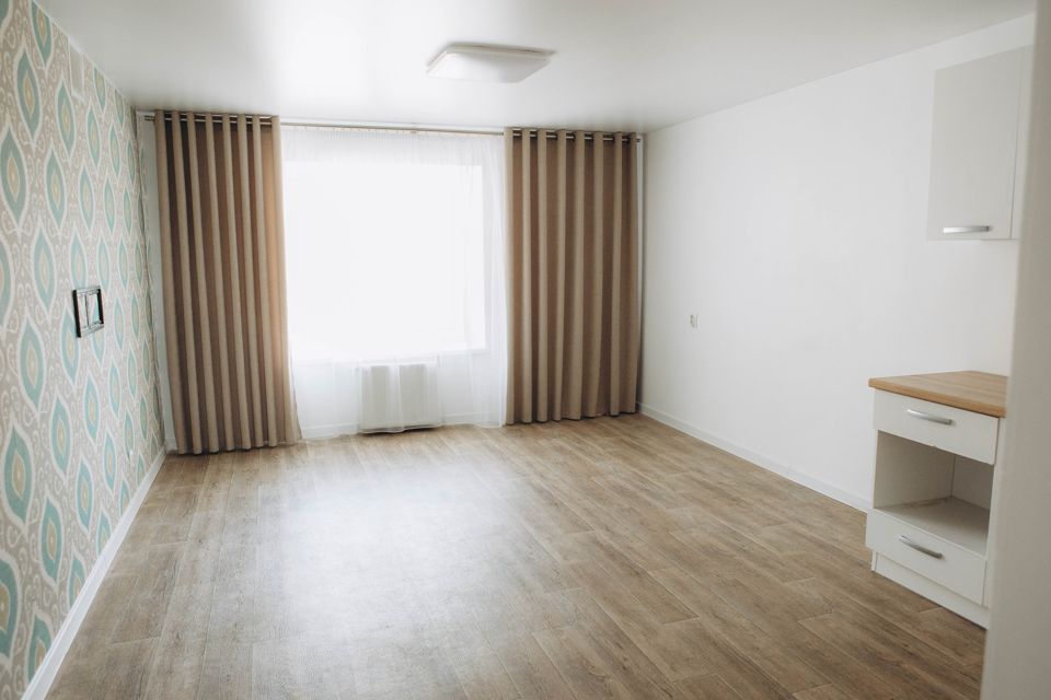 Продаётся 1-комнатная квартира, 50.1 м²