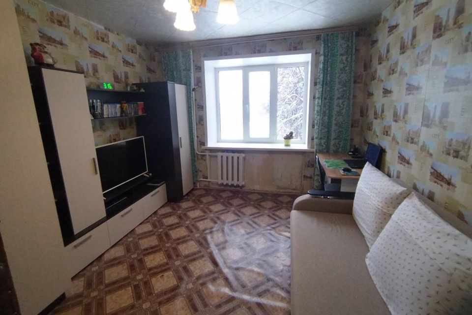 Продаётся комната в 1-комн. квартире, 13.4 м²