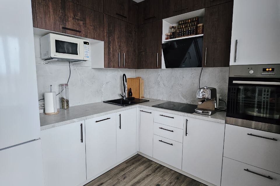 Продаётся 2-комнатная квартира, 64.2 м²