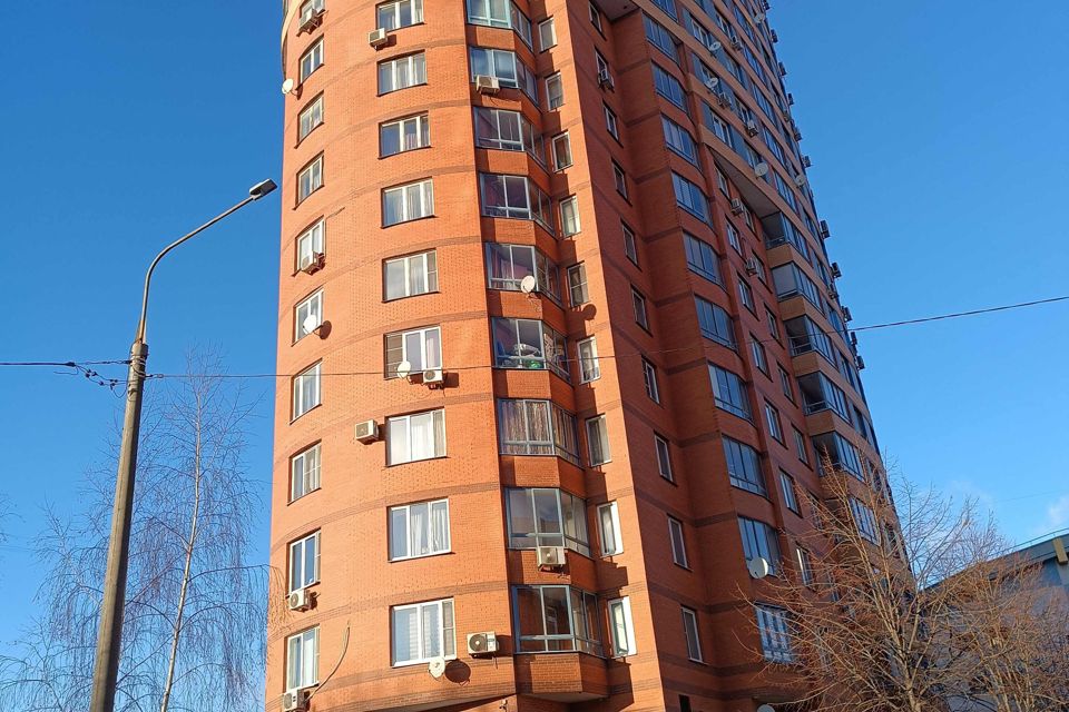 Продаётся 1-комнатная квартира, 41 м²