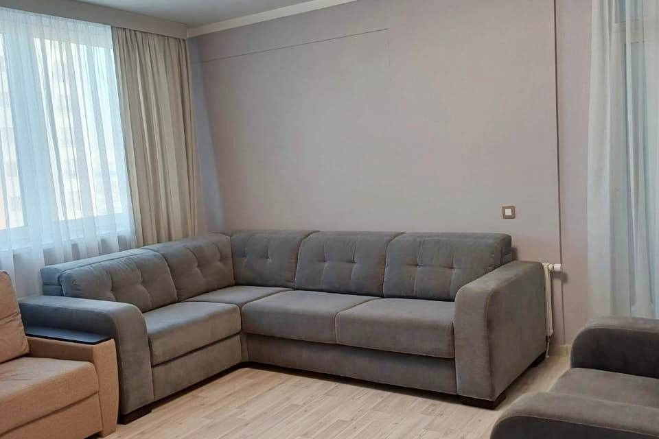 Продаётся 2-комнатная квартира, 67.2 м²