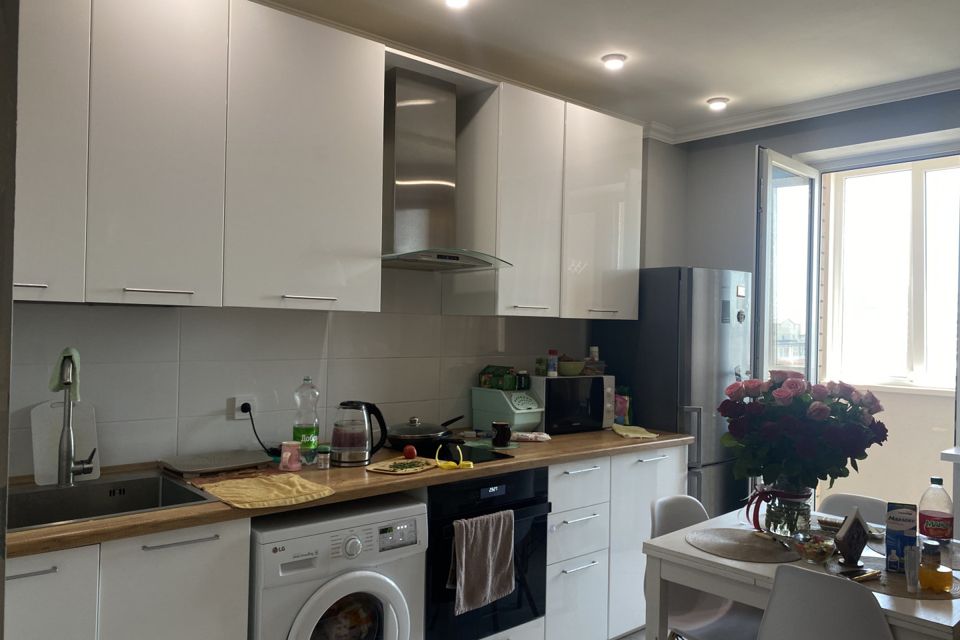 Продаётся 2-комнатная квартира, 57 м²
