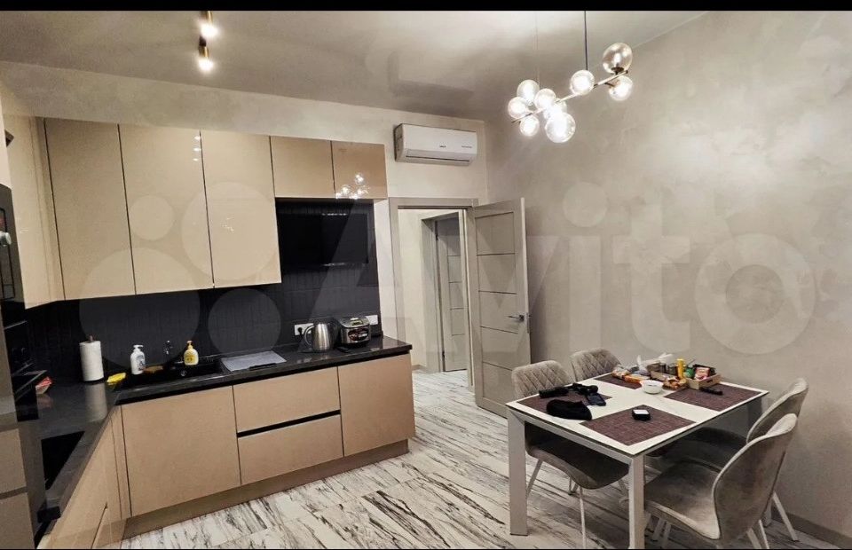 Продаётся 2-комнатная квартира, 74.7 м²