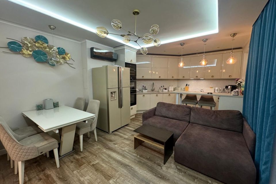 Продаётся 2-комнатная квартира, 70 м²