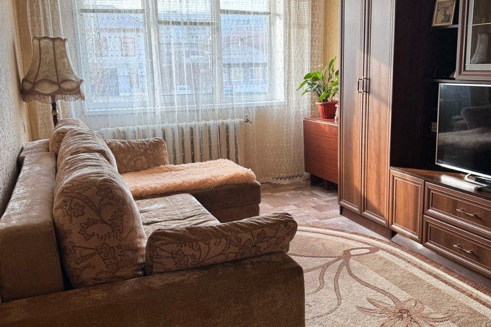 Продаётся 3-комнатная квартира, 61.7 м²