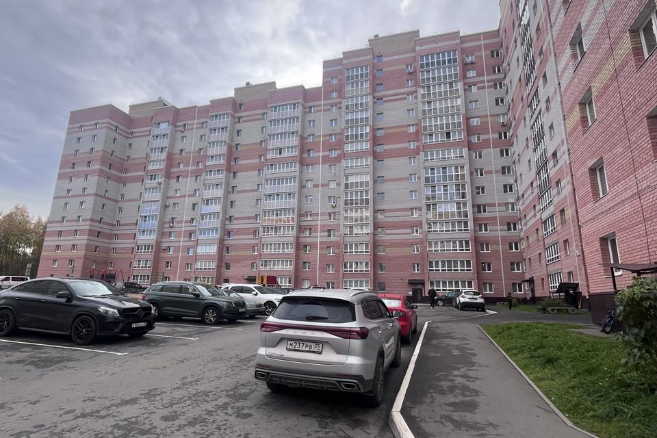 Сдаётся 2-комнатная квартира, 56 м²