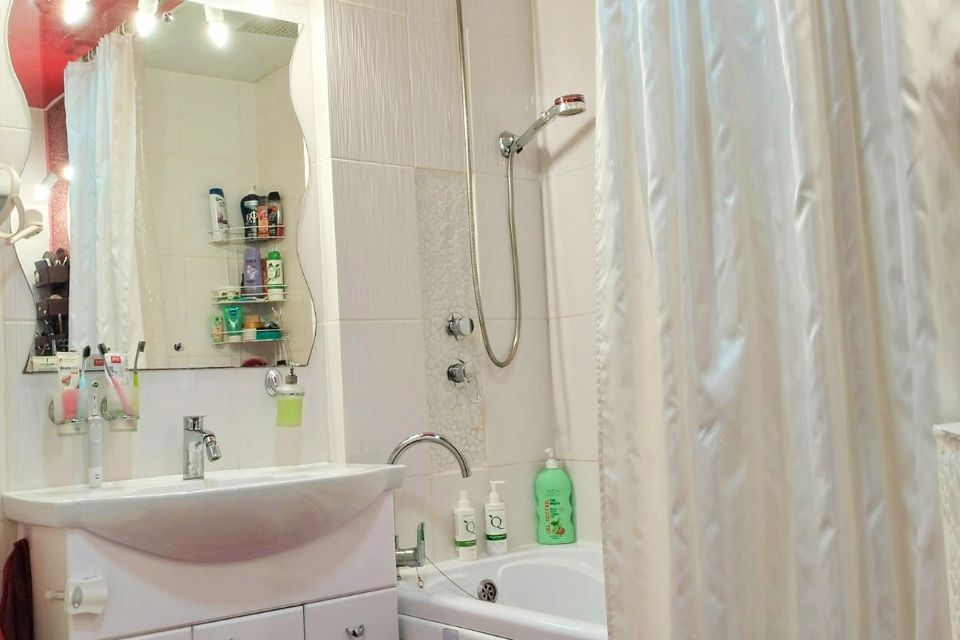 Продаётся 2-комнатная квартира, 59.7 м²