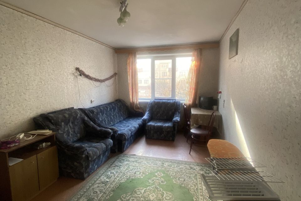 Продаётся комната в 3-комн. квартире, 17.1 м²