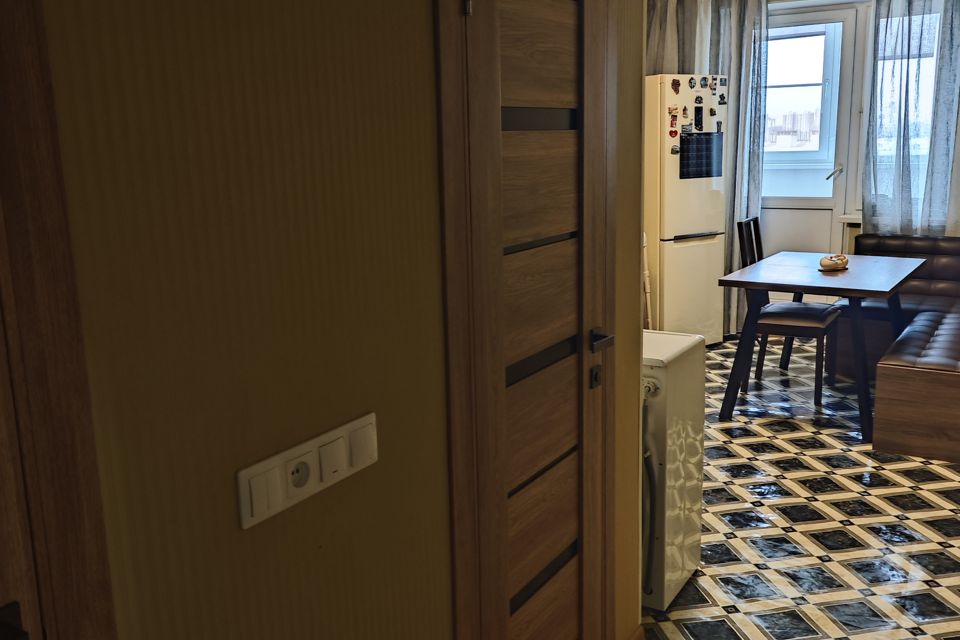 Продаётся 1-комнатная квартира, 53.6 м²