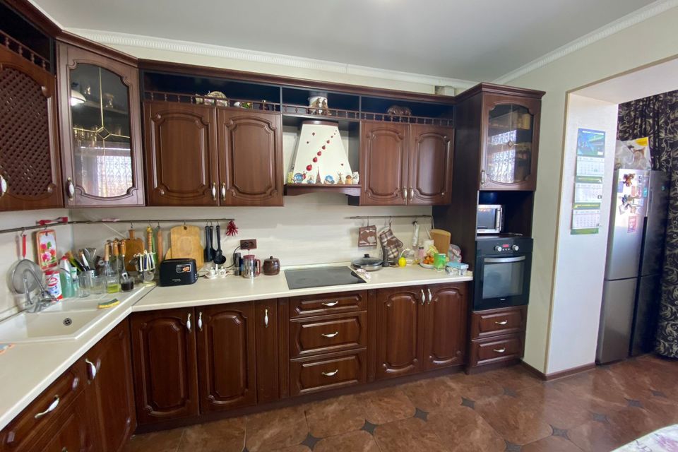 Продаётся 3-комнатная квартира, 65.5 м²