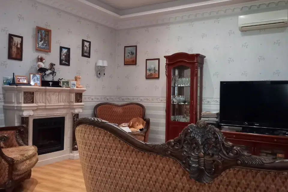 Продаётся 2-этажный дом, 485 м²