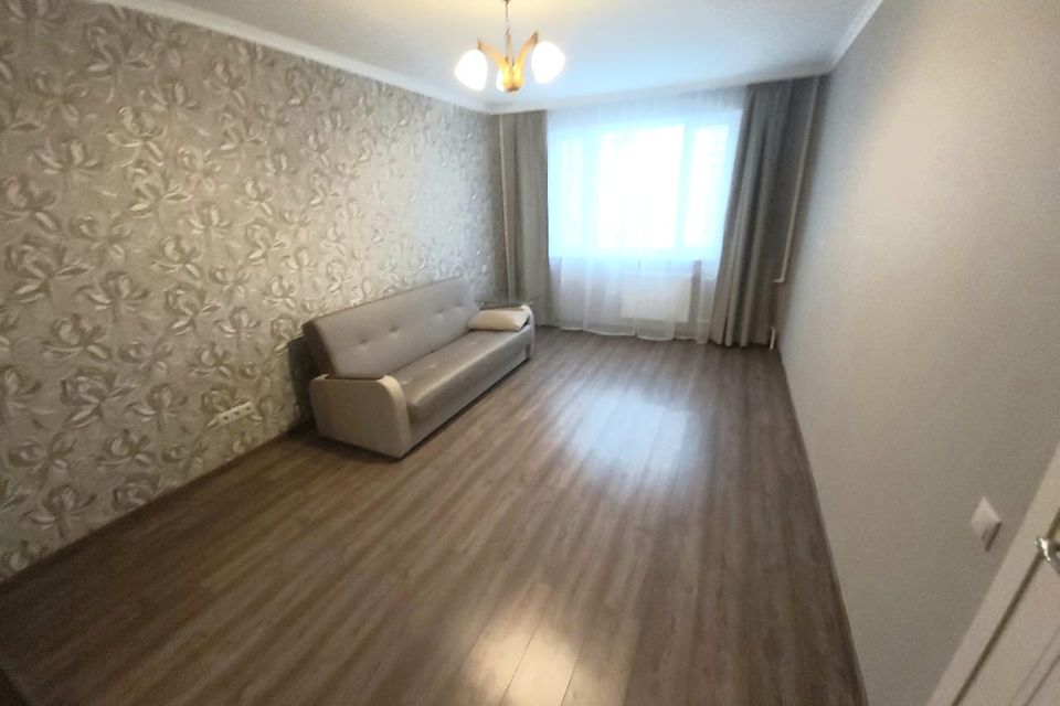 Продаётся 1-комнатная квартира, 38.8 м²