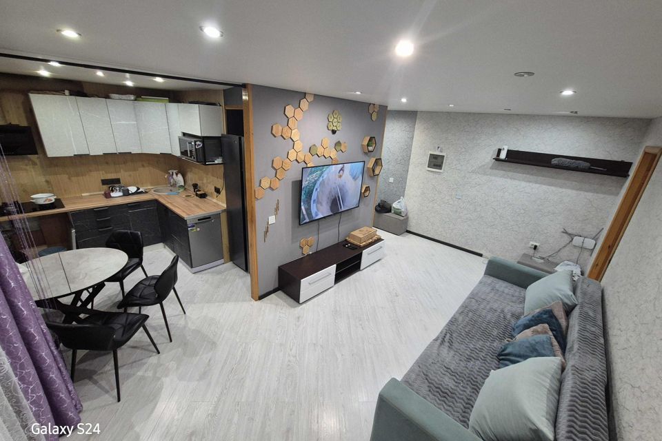 Продаётся 2-комнатная квартира, 43.2 м²