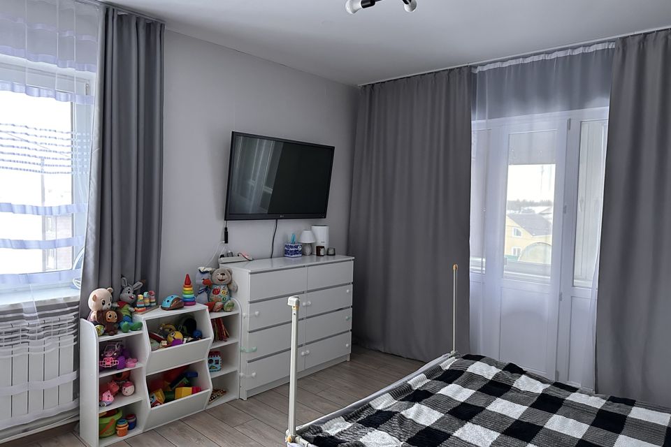 Продаётся 2-комнатная квартира, 57.6 м²