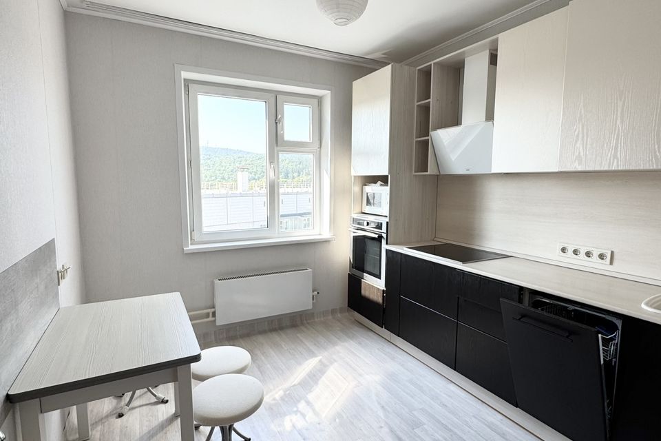 Продаётся 1-комнатная квартира, 40.6 м²