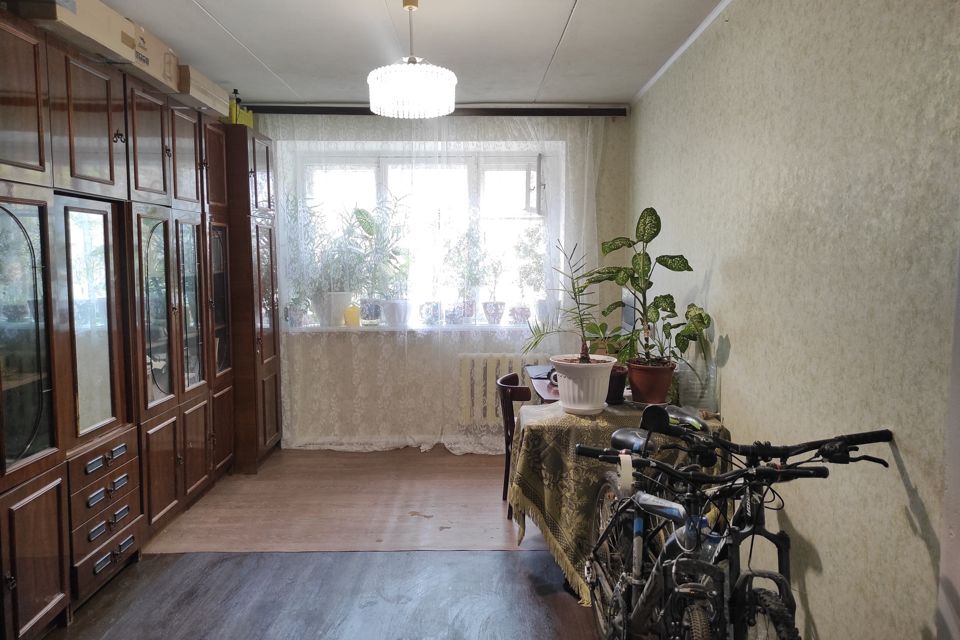 Продаётся 3-комнатная квартира, 62.5 м²
