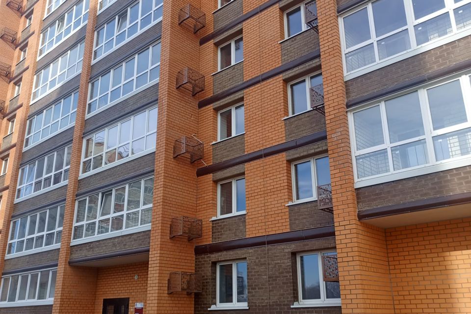 Продаётся 1-комнатная квартира, 60.3 м²