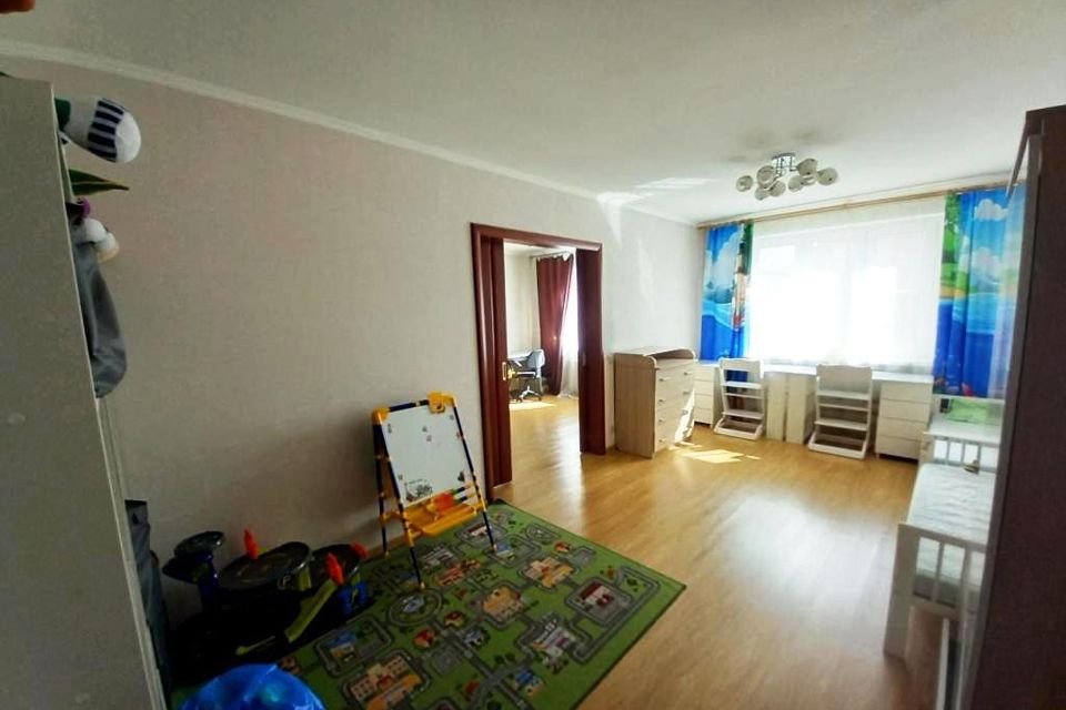 Продаётся 3-комнатная квартира, 69.3 м²