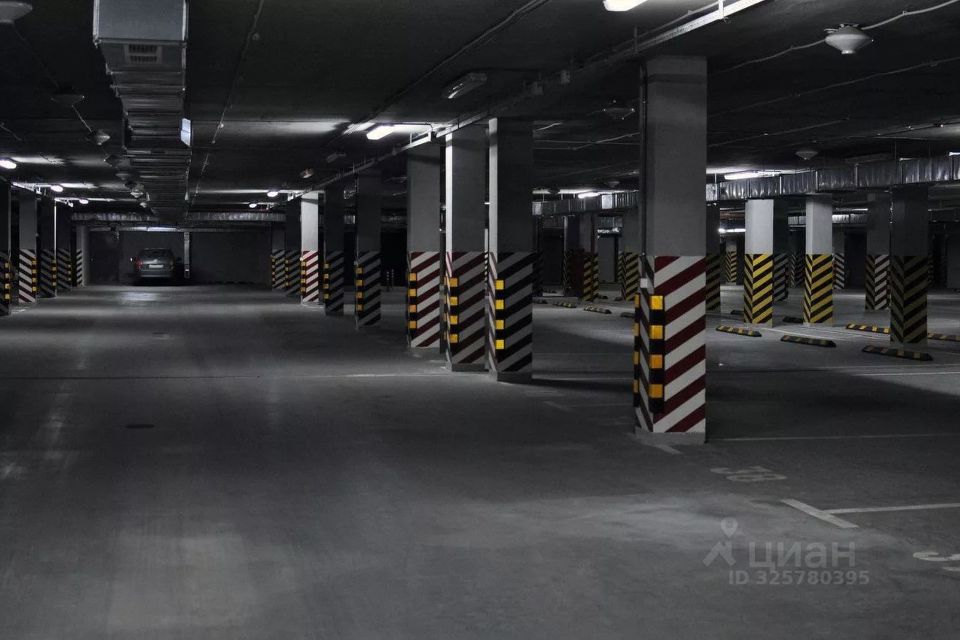 Продаётся машиноместо, 13.5 м²
