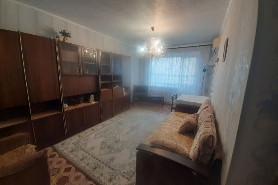Продаётся 3-комнатная квартира, 57.4 м²