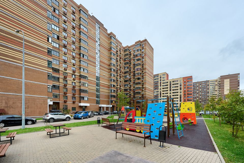 Продаётся 1-комнатная квартира, 40.2 м²