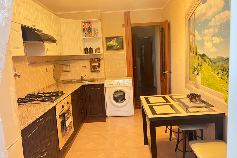 Продаётся 3-комнатная квартира, 60.5 м²