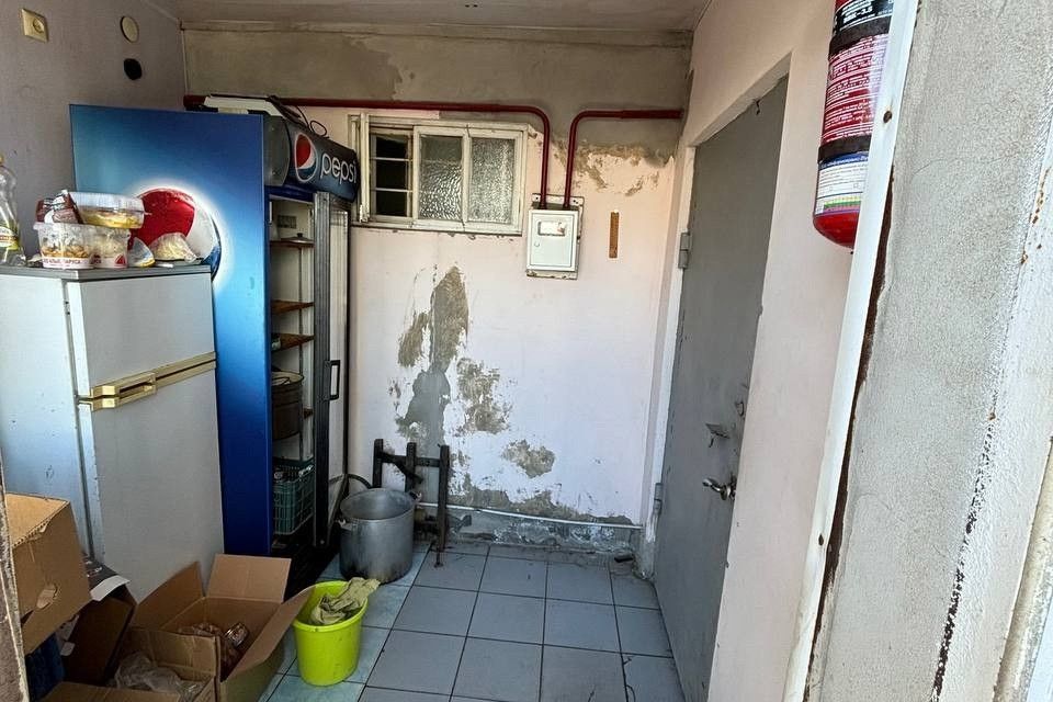 Продаётся помещение своб. назначения, 200 м²