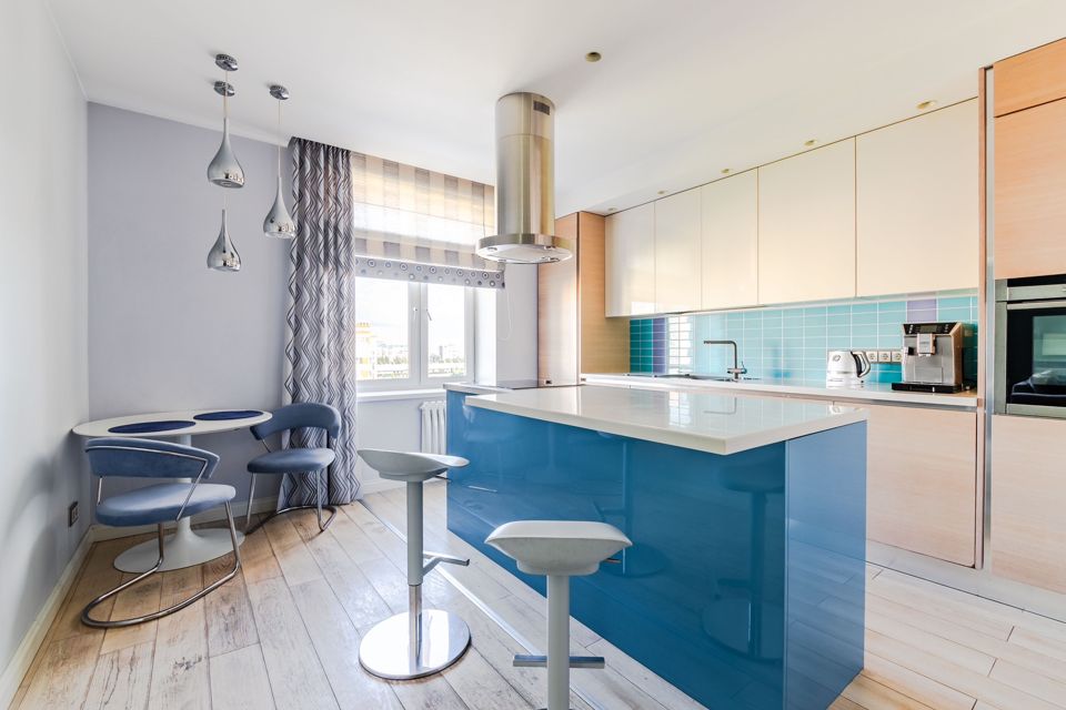 Продаётся 3-комнатная квартира, 126.3 м²