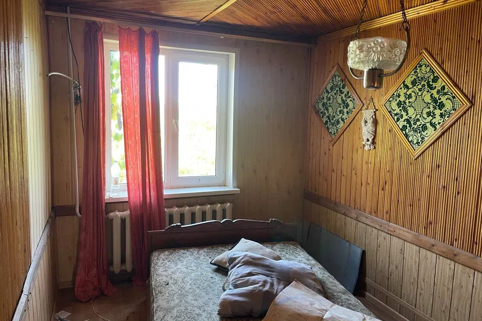 Продаётся 3-этажный дом, 200 м²