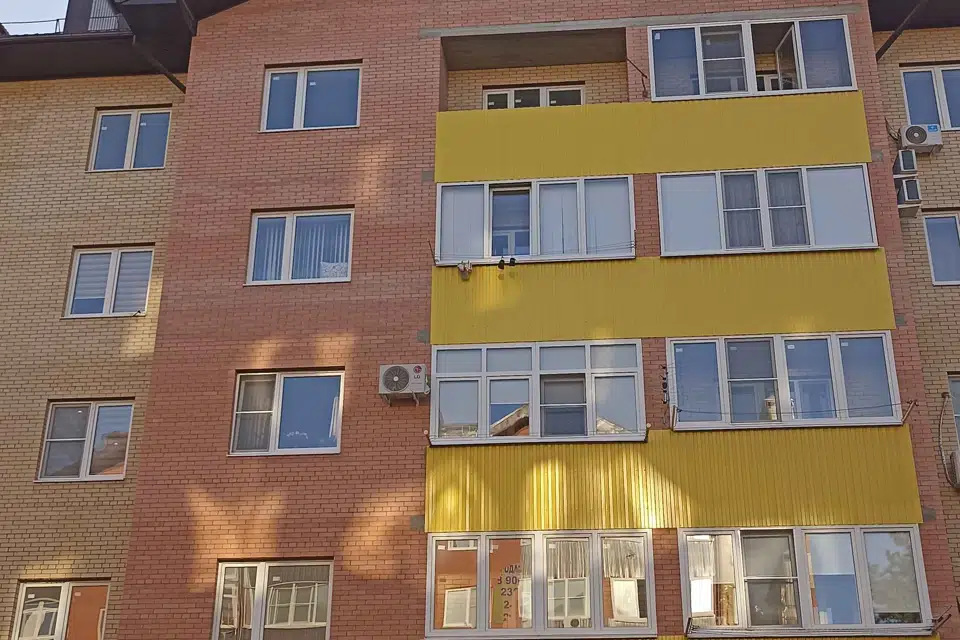 Продаётся 3-комнатная квартира, 125.9 м²