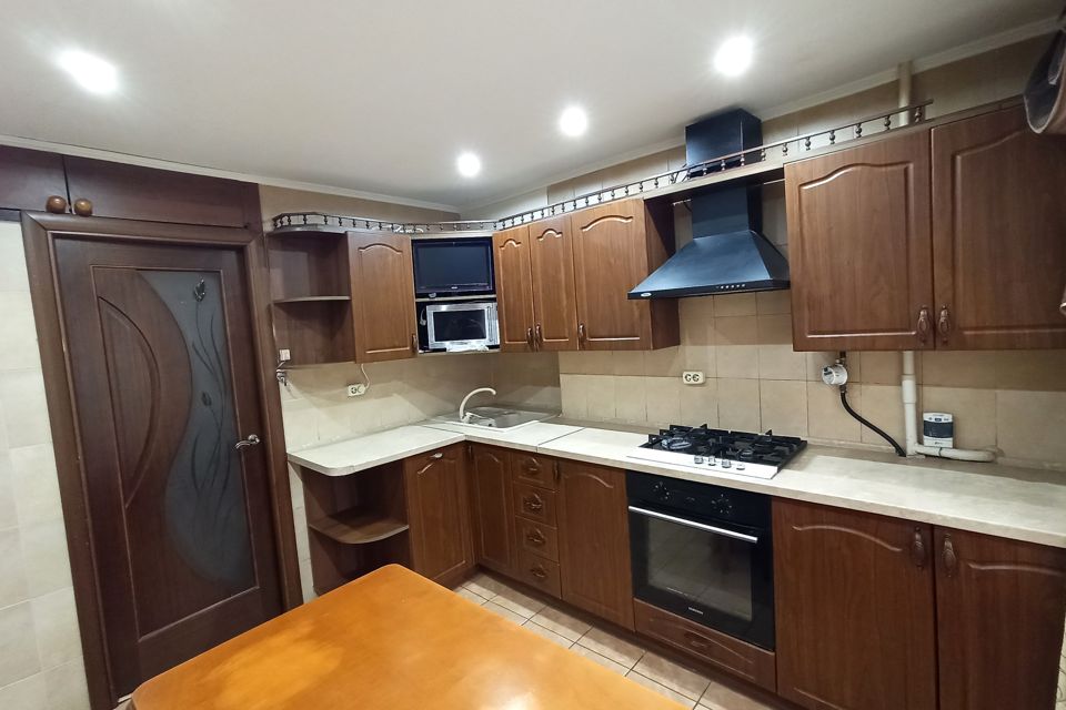 Продаётся 3-комнатная квартира, 61 м²